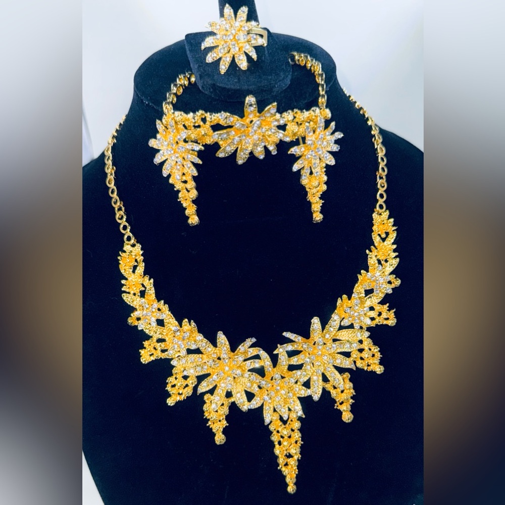 4 Piece Set 18K Gold Tone Rhinestone Opulence Wedding Bridal Old Hollywood NWOT